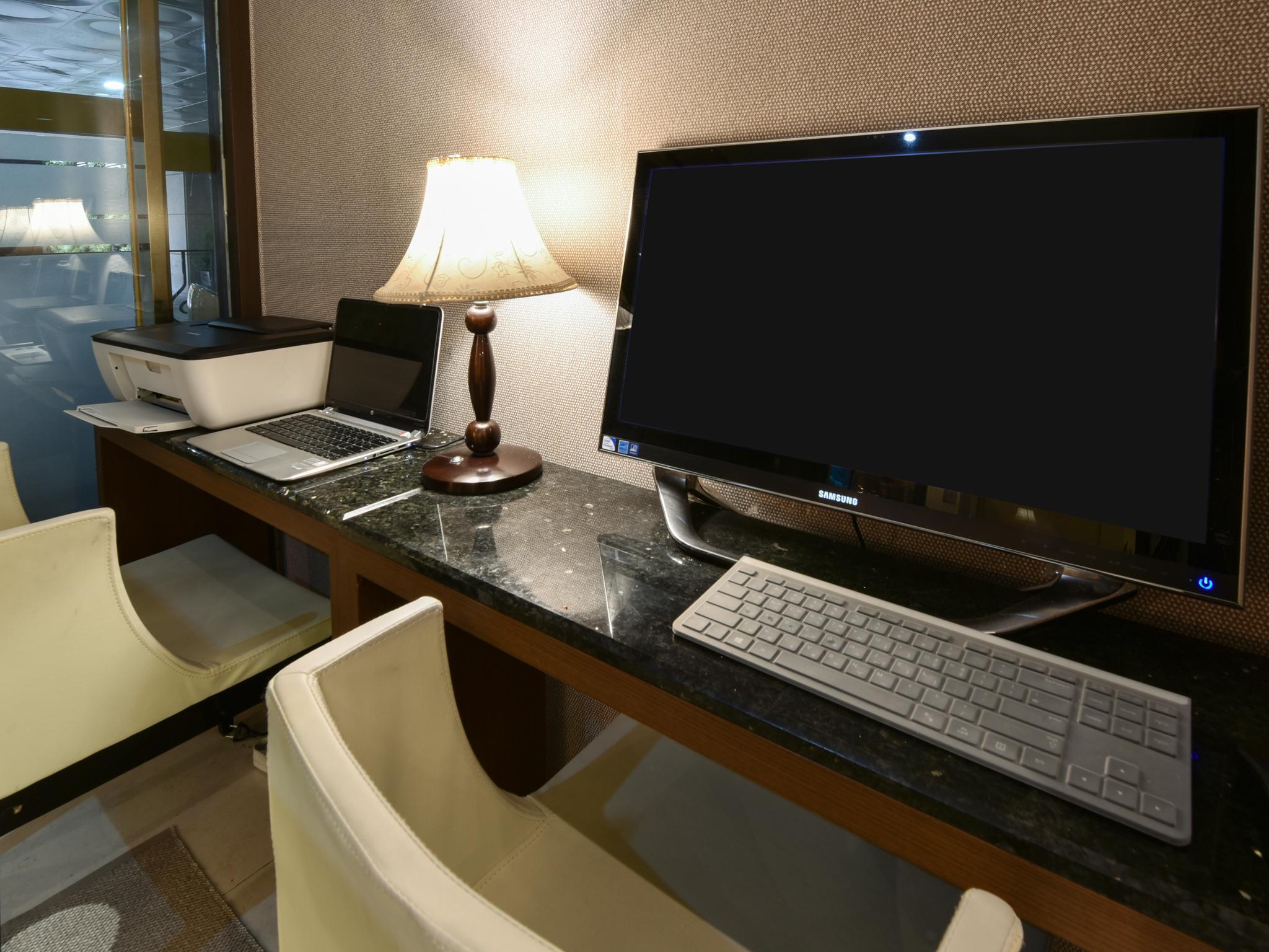 Hotel Noblesse, Yeoksam Séoul Extérieur photo