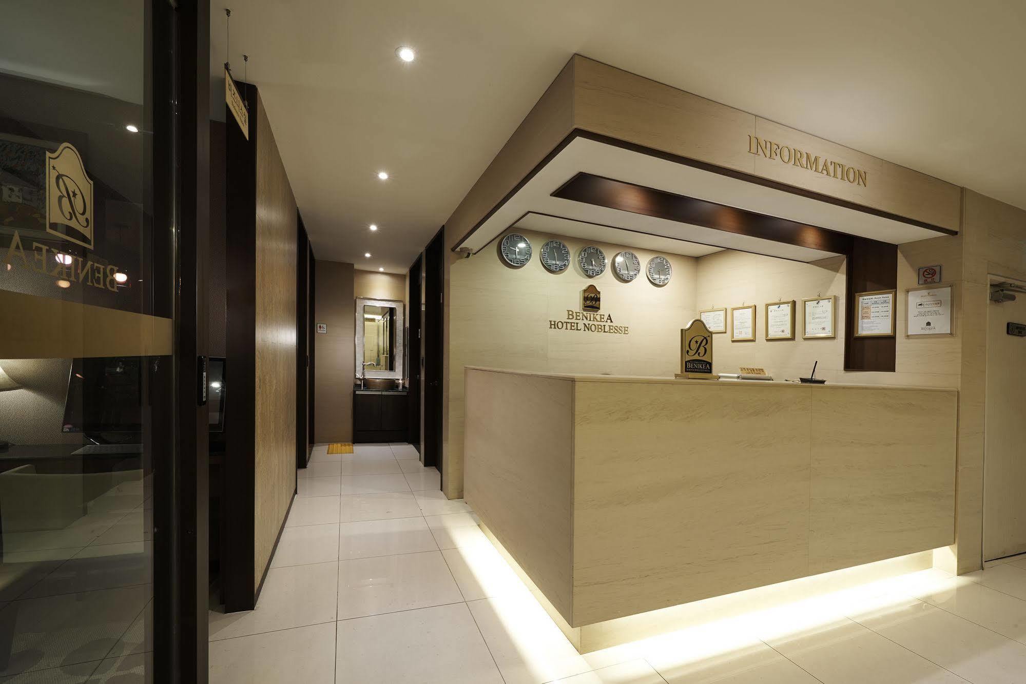 Hotel Noblesse, Yeoksam Séoul Extérieur photo